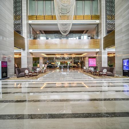 Crowne Plaza Shenzhen Longgang City Centre By Ihg Extérieur photo